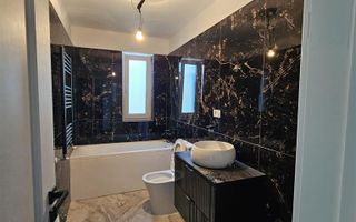 Apartament exclusivist dispus P+1E + curte 70mp - Poză 8