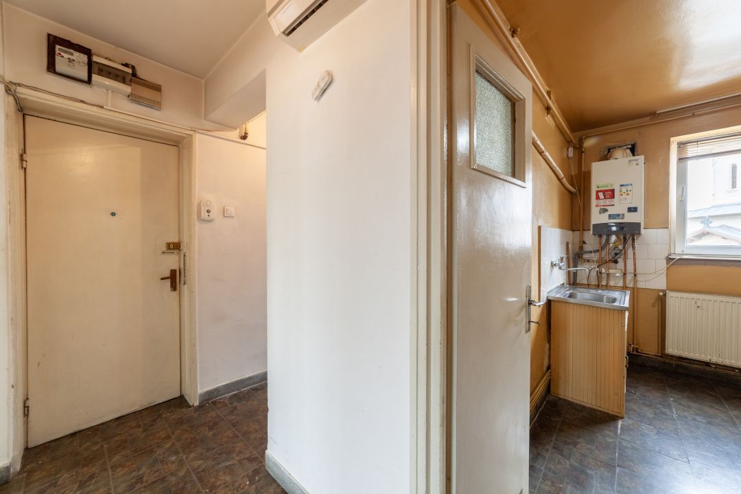 Apartament 2 camere et 3/4 Central, Pitesti - Poză 19