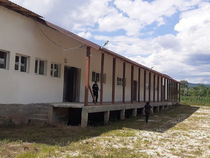 Hala de Inchiriat Godeni Arges - Poză 4