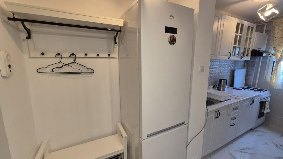 Apartament cu 2 camere - str. Luica - Poză 10