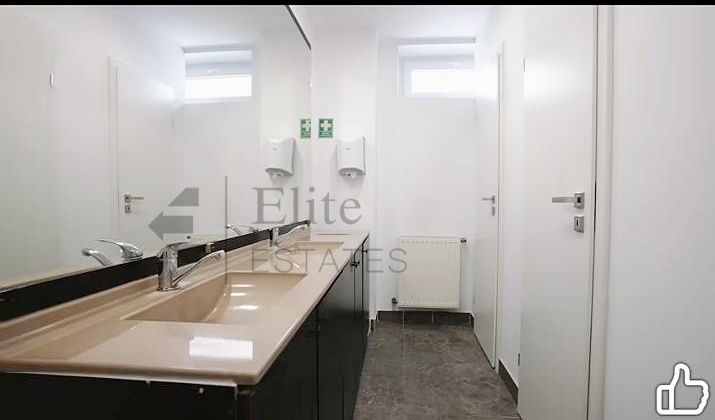 Imobil ultracentral de inchiriat ideal pentru birouri clinica scoala - Poză 9