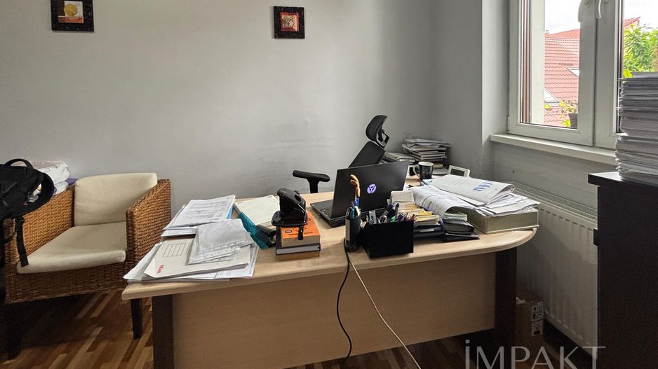 Spatiu de birouri ultra central - Poză 7