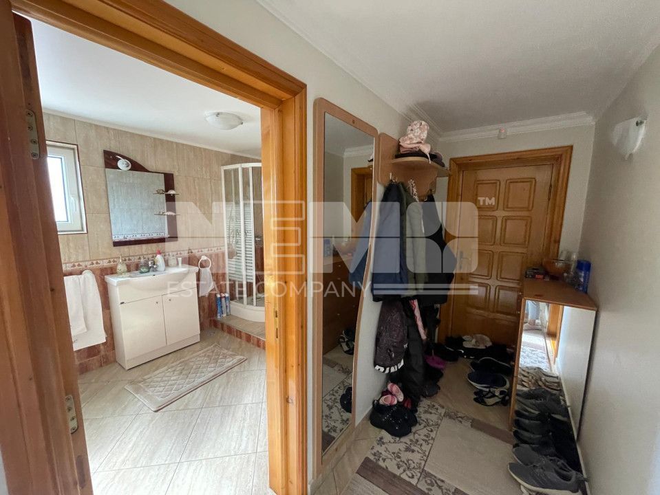 Casă cu etaj |teren generos| garaj dublu și seră | Oportunitate unică! - Poză 14