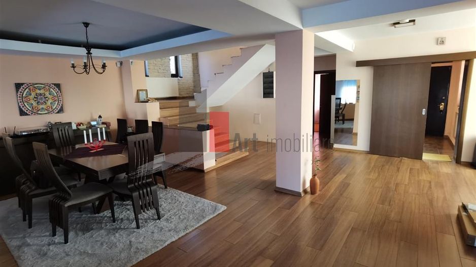 VIla 11 Camere Cernica - Poză 3