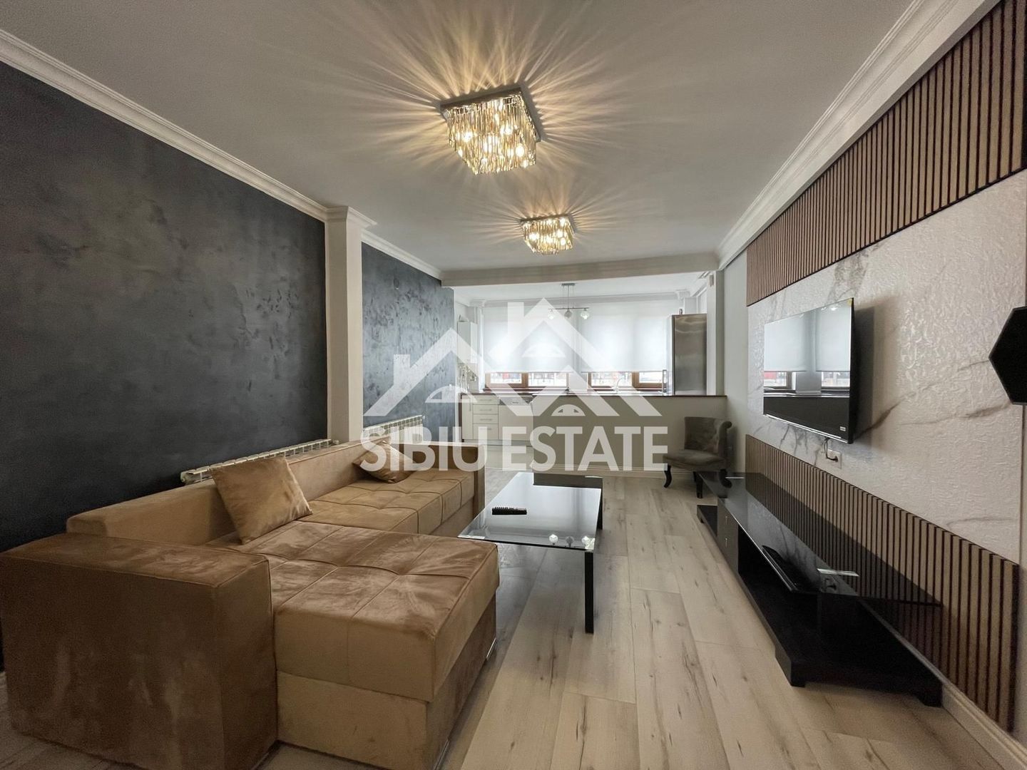 Apartament de inchiriat central 2 camere, parcare subterana Sibiu - Poză 1