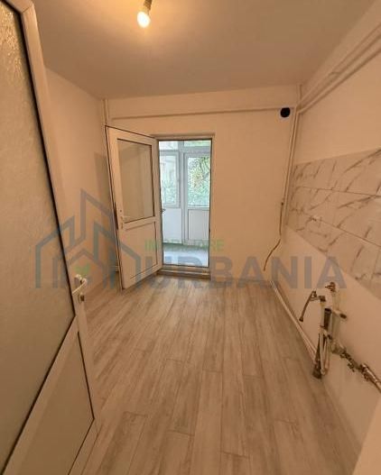 Apartament 3 camere, parter, renovat recent, cartier Nicolina, Iași - Poză 4