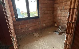 BRASADAS vinde casa cu 3 camere in zona Closca. - Poză 5