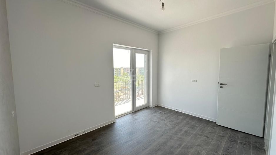 Bloc la asfalt. Etaj 1. Loc de parcare. - Poză 6