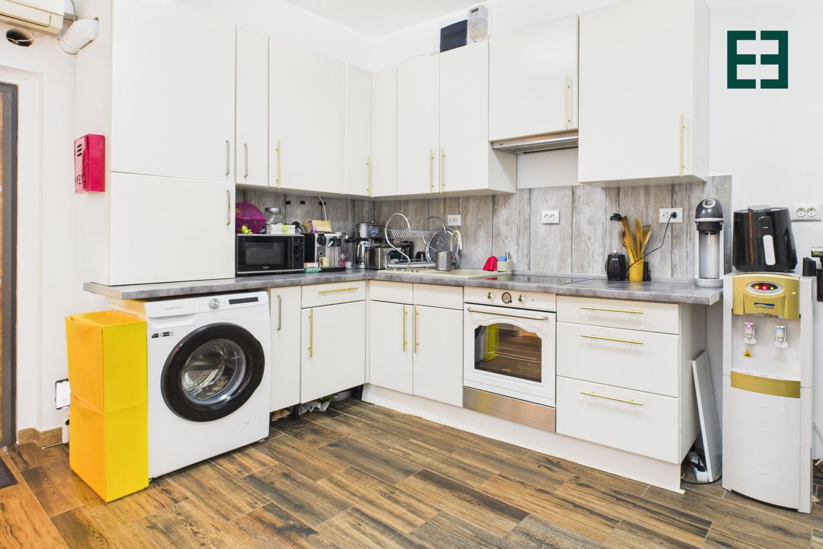 Apartament la casă cu 3 camere, Zonă Centrală - Timișoara - Poză 2