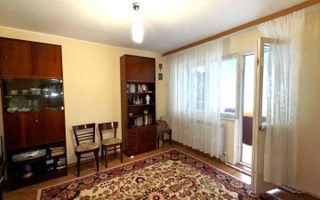 74.900 euro, 3 camere, Centru, etaj 3/4 - Poză 1