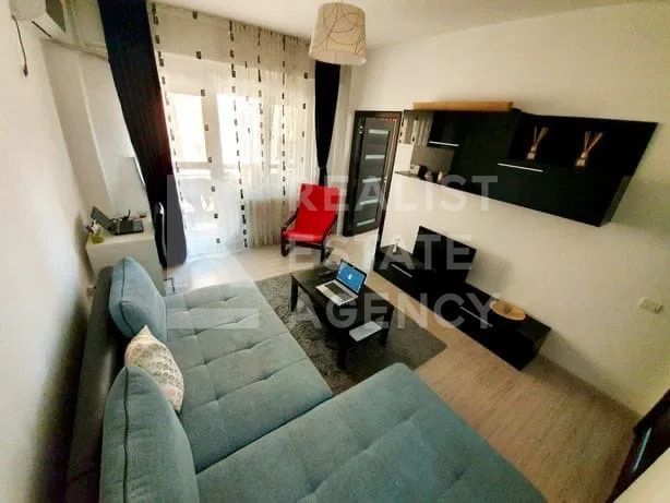 Vânzare, apartament, 2 camere, în zona Militari Residence - Poză 1