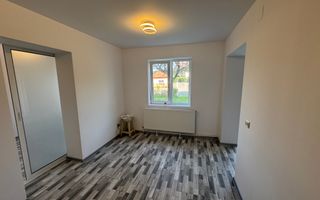 SPAȚU COMERCIAL 34 MP CAMPULUNG VIZAVI DE CENTRU MEDICAL CLUBUL SANATĂȚII - Poză 2