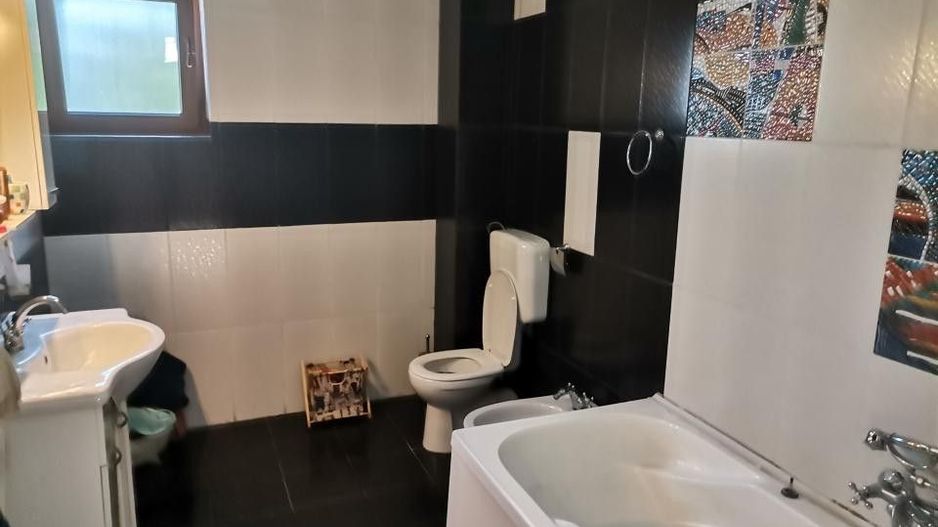 Vanzare vila deosebita, Valea Mare, central - Poză 8