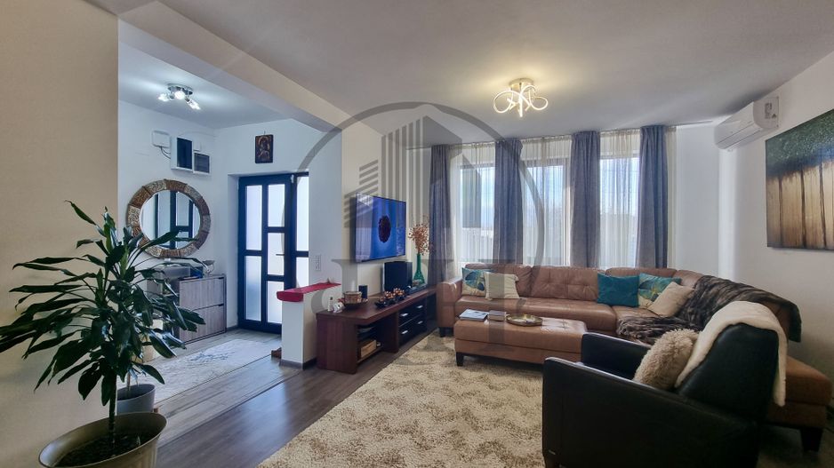Casa / Vila de vanzare Valu lui Traian - Poză 1