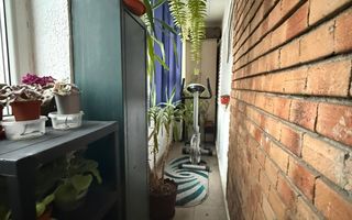 3 camere decomandat Metrou Crângași + Parcare - Poză 10