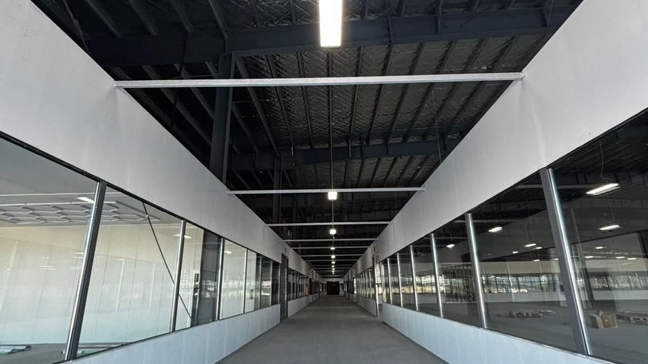 Spatii comerciale, industriale, logistice, birouri, productie, retail - Poză 18
