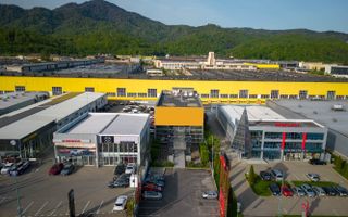 Cladire comerciala reprezentativa de inchiriat Calea Bucuresti Brasov - Poză 1