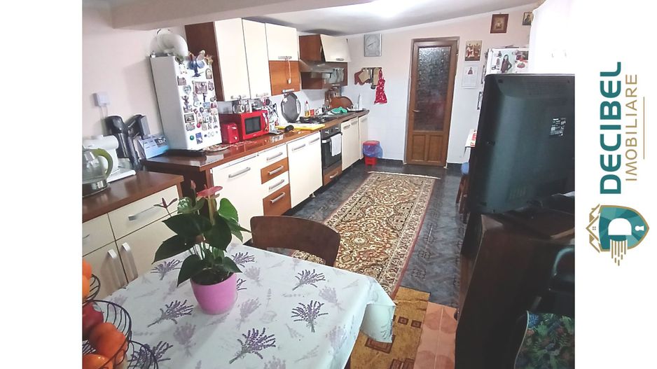 Casă cu mansardă și 4 camere în Cartierul CFR – Tecuci - Poză 6