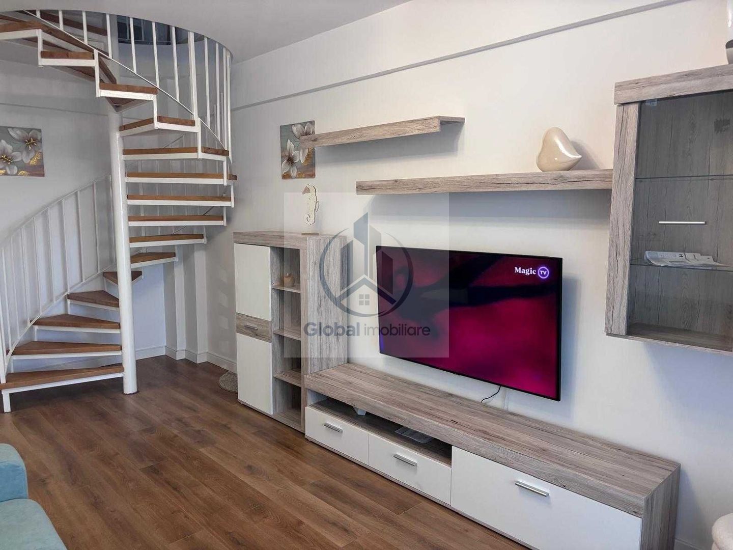 Inchiriez Ap 2 camere tip penthouse, terasa 60mp, Proprietar, Prima inchiriere, Sector 4 - Poză 3