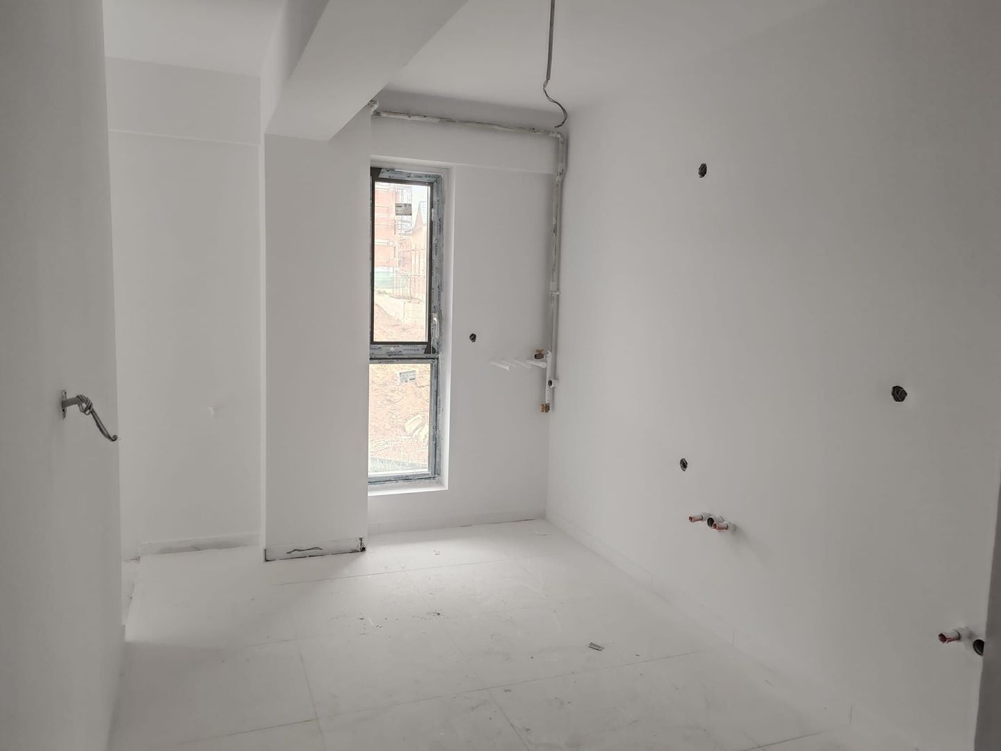 Apartament 2 camere 68 mp Bucium 85000 euro - Poză 1