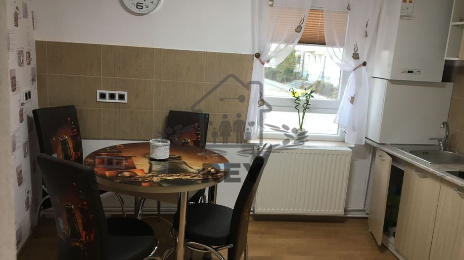 Apartament renovat, 2 camere cu terasa,, zona Constituției - Poză 14