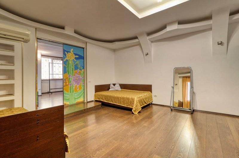 Apartament 5 camere,  Etaj integral vilă monument arhitectural - Poză 22