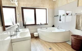 Oportunitate Unică 2 apartamente - Poză 13