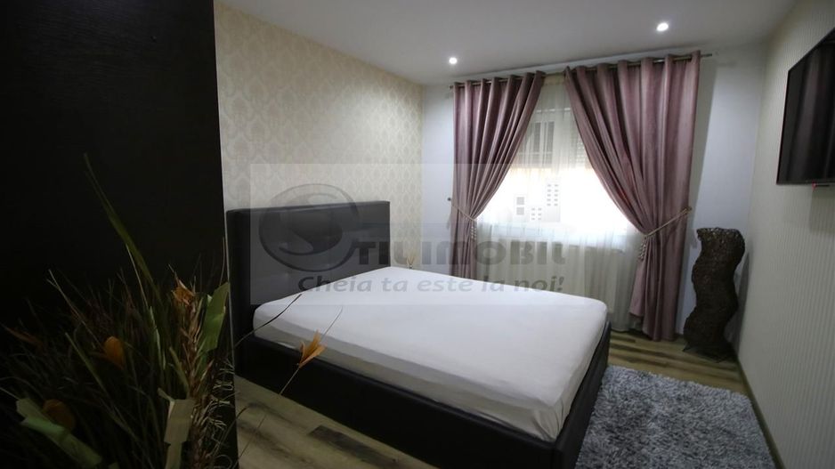 MIROSLAVA CASA EXCLUSIVISTA LA CHEIE LUX STIL MEDITERANEAN MOBILATA - Poză 19