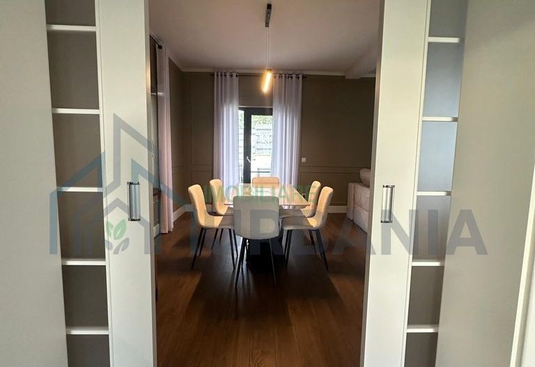 Casa D+P+E in Tomesti,Asfalt, Tâmplărie VEKKA - Poză 7