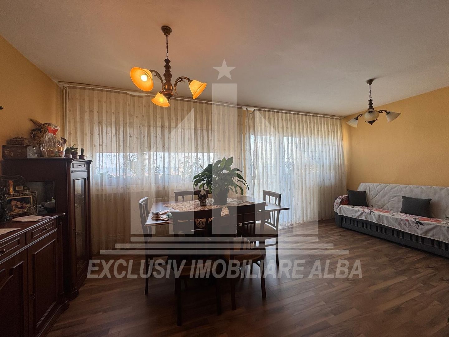 Apartament 4 camere decomandate | 82 mp | Lift | Cetate - M-uri - Poză 2