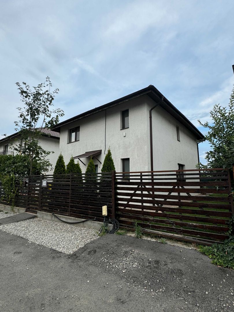 Casă de închiriat Odai-Otopeni| curte 300 mp | panouri fotovoltaice - Poză 2