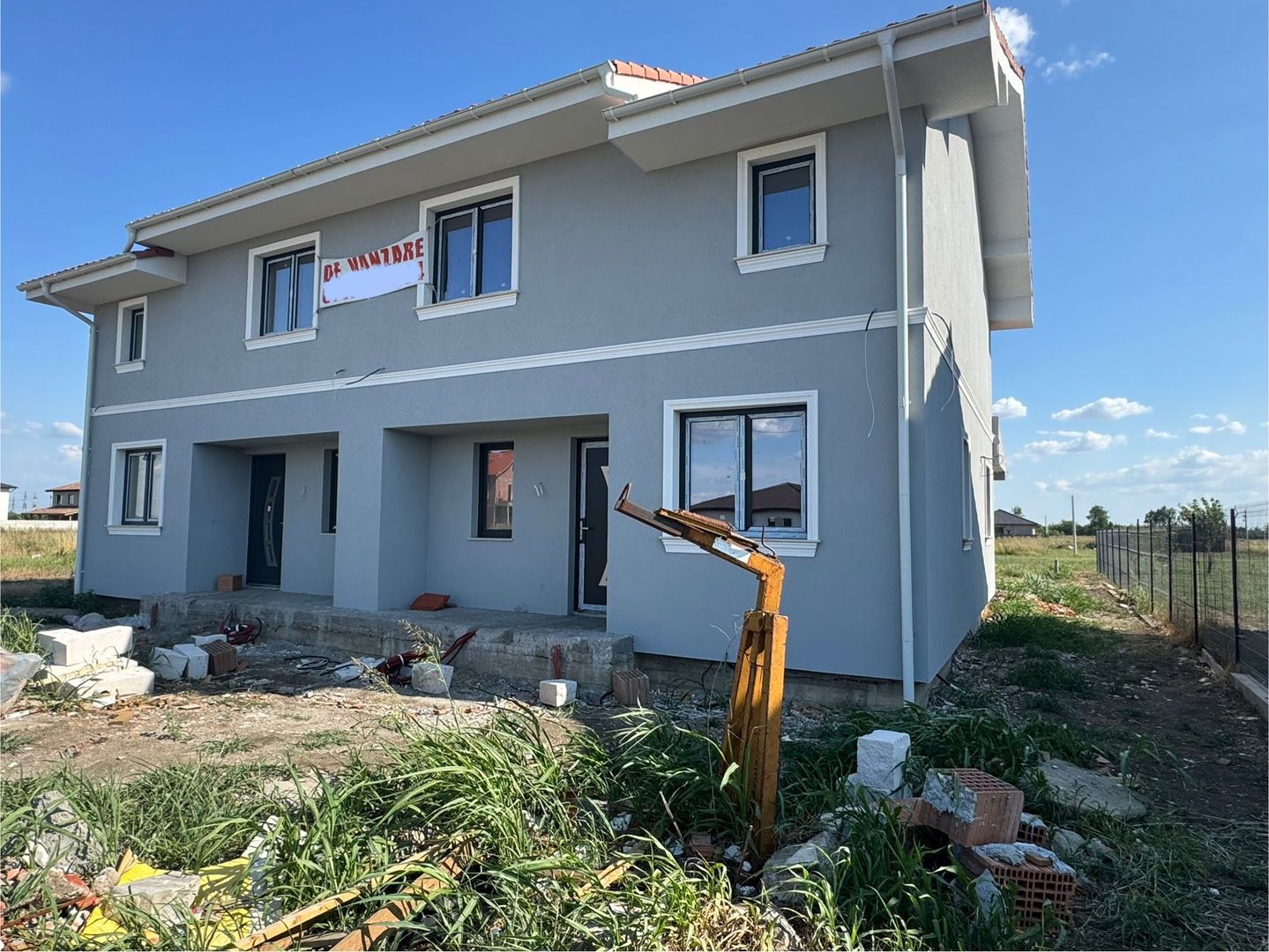 Sacalaz, 1/2 Duplex P+M, 4 Camere,2 Bai,Terasa Acoperita - Poză 2