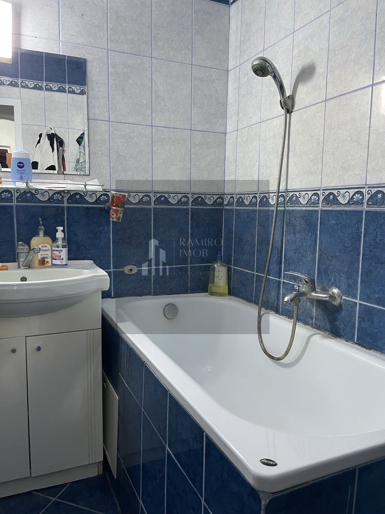 Apartament 3 camere, Zona Barca/Rahova, 2 bai, posibilitate centrala - Poză 4