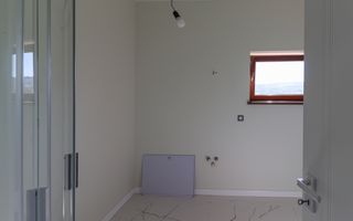 Duplex cu 8 camere in cartierul Buna-Ziua, teren 500 m2 ! - Poză 9