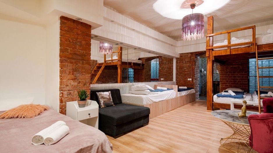 Ag BRASADAS vinde villa cu 20 camere Pta ROMANA. - Poză 8