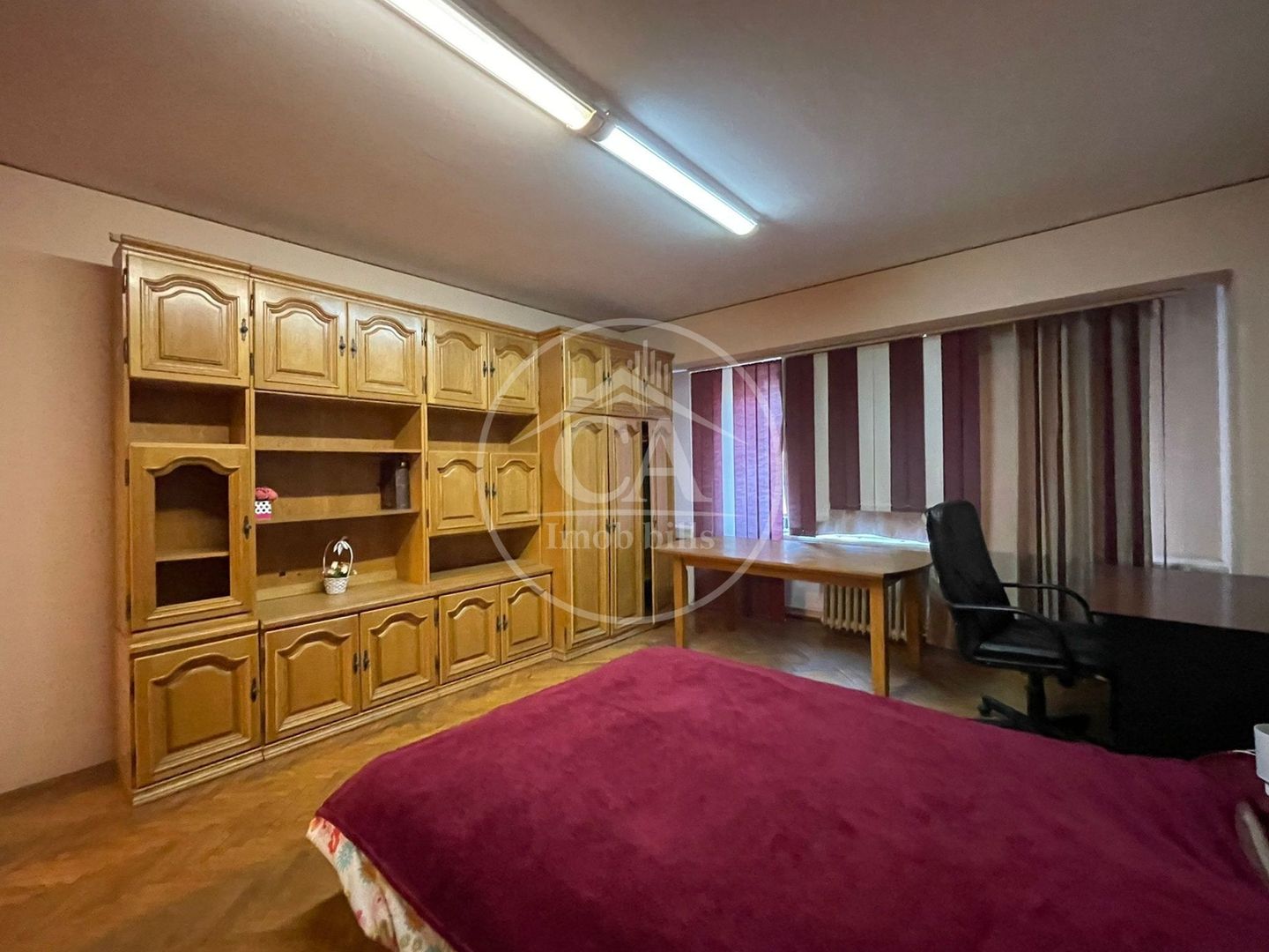 Apartament de închiriat cu 5 camere în zona Ultracentrală, Oradea - Poză 2