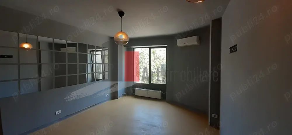Spatiu comercial de inchiriat zona ultra centala (Bulevardul Dacebal) - Poză 4