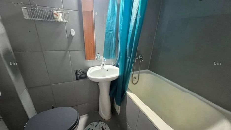 Garsonieră, zona 7 Noiembrie - Poză 4