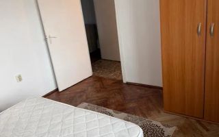 Închiriez apartament 2 camere – Podu Roș, etaj - Poză 2