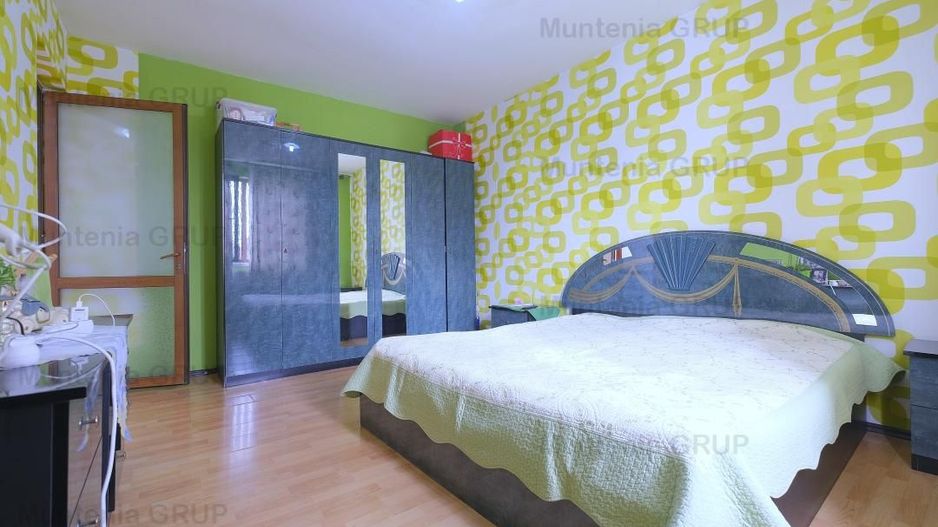 DOBROESTI - Str. Doinei, vila P+E+M, 6 camere, 3 bai cu fininsaje LUX - Poză 15