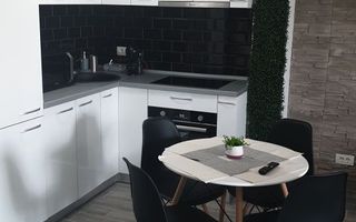 Apartament 2 camere pe termen lung - Vedere La Lac Frontal - Poză 6