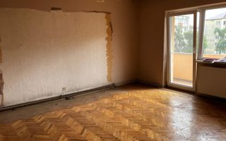 Apartament 3 camere decomandate si 2 bai, etaj intermediar - Poză 3