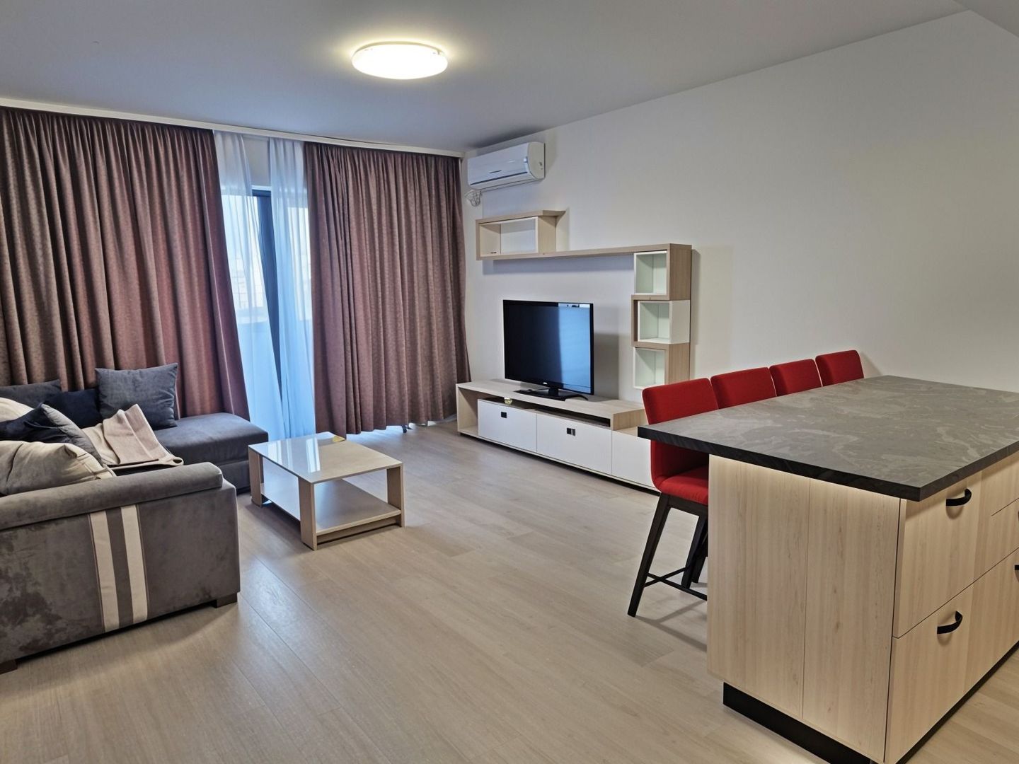 Apartament 2 camere central, IINCHIRIERE – Prima Panorama, Oradea - Poză 3