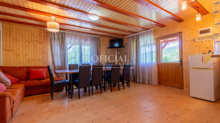 Casa de Vacanta | 5 camere | Foisor | Jacuzzi | teren 4000 m2 | Valeni - Poză 9