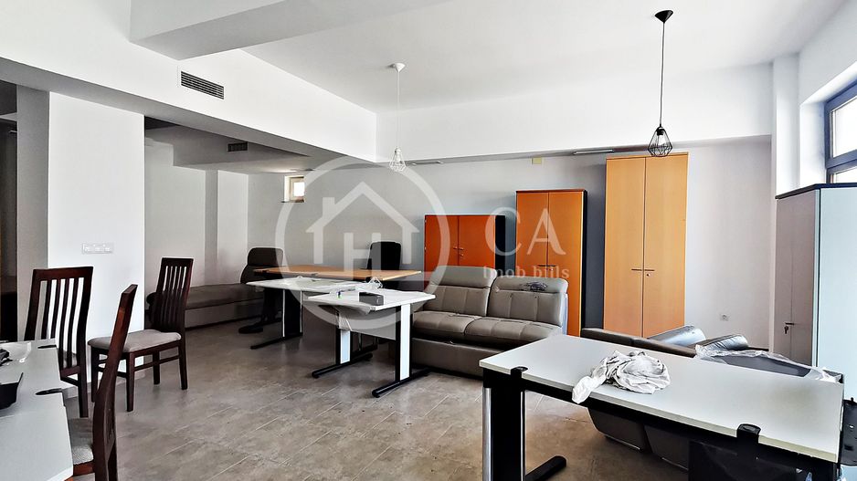 Casa de închiriat cu 7 camere în zona Dimitrie Cantemir, Oradea - Poză 3