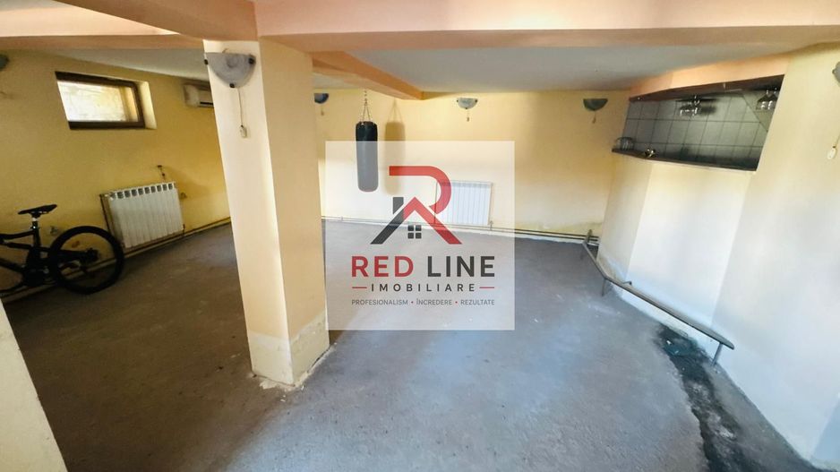 Vilă impunătoare, construcție solidă D+P+E+M, 430 mp – pretabilă pensiune - Poză 5