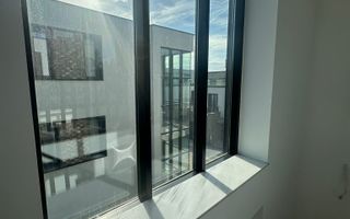 Vila cu 5 camere cu piscina proprie - scoala Americana - Poză 17