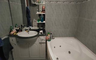 3 camere, zona Dacia, 93 mp, decomandat - Poză 3