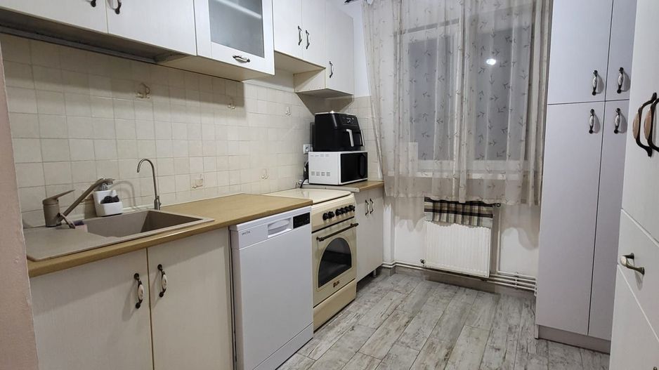 BRASADAS vinde ap 3 cam etaj 3/4 14 Mai. - Poză 4