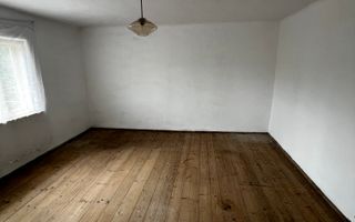 Casă de vânzare în Peștișu Mare – Teren generos de 1.513 mp - Poză 7